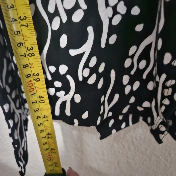 Diane von Furstenberg Long Sleeve Wrap Dress - Picture 5 of 5